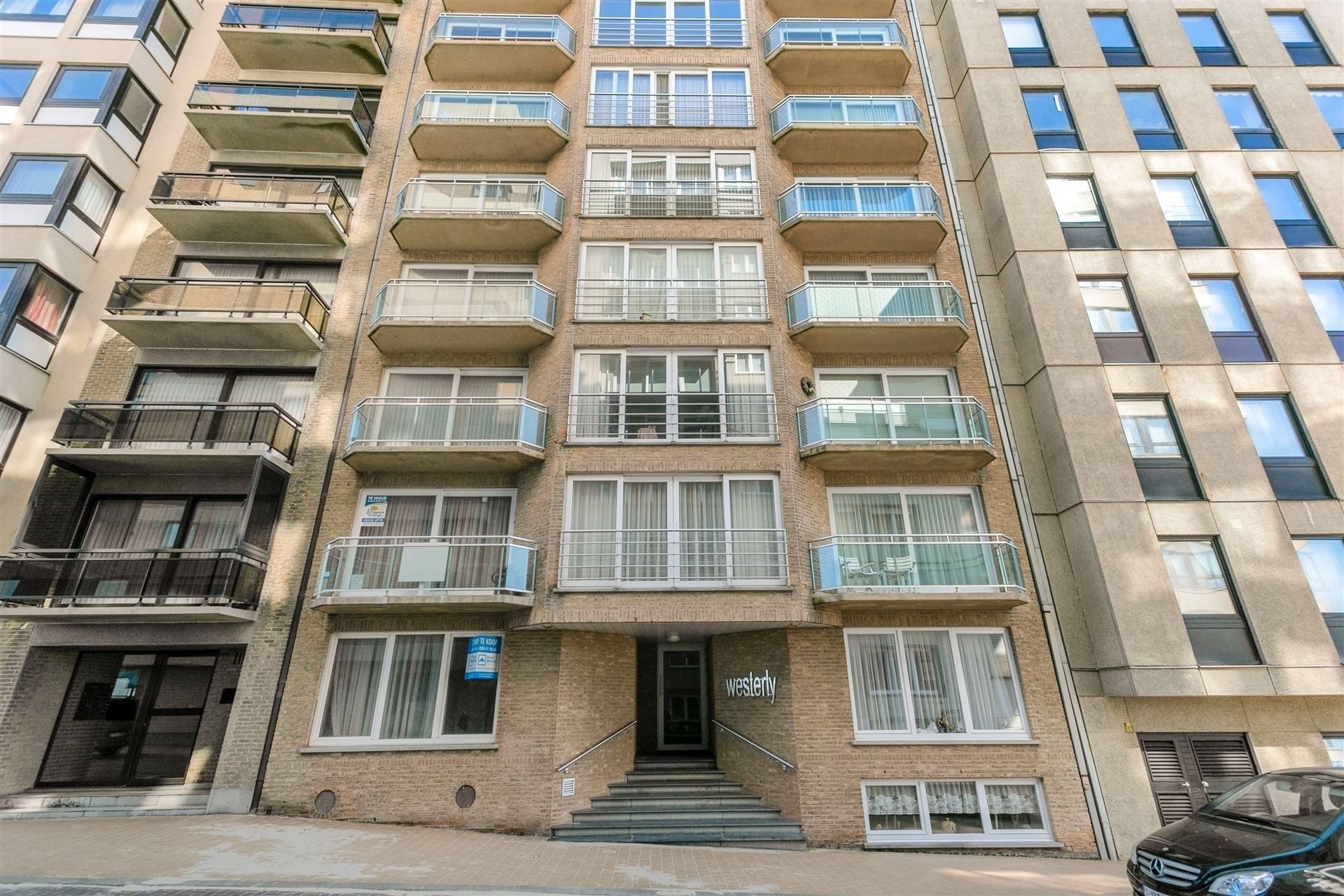VERZORGD GEMEUBELD APPARTEMENT foto 27