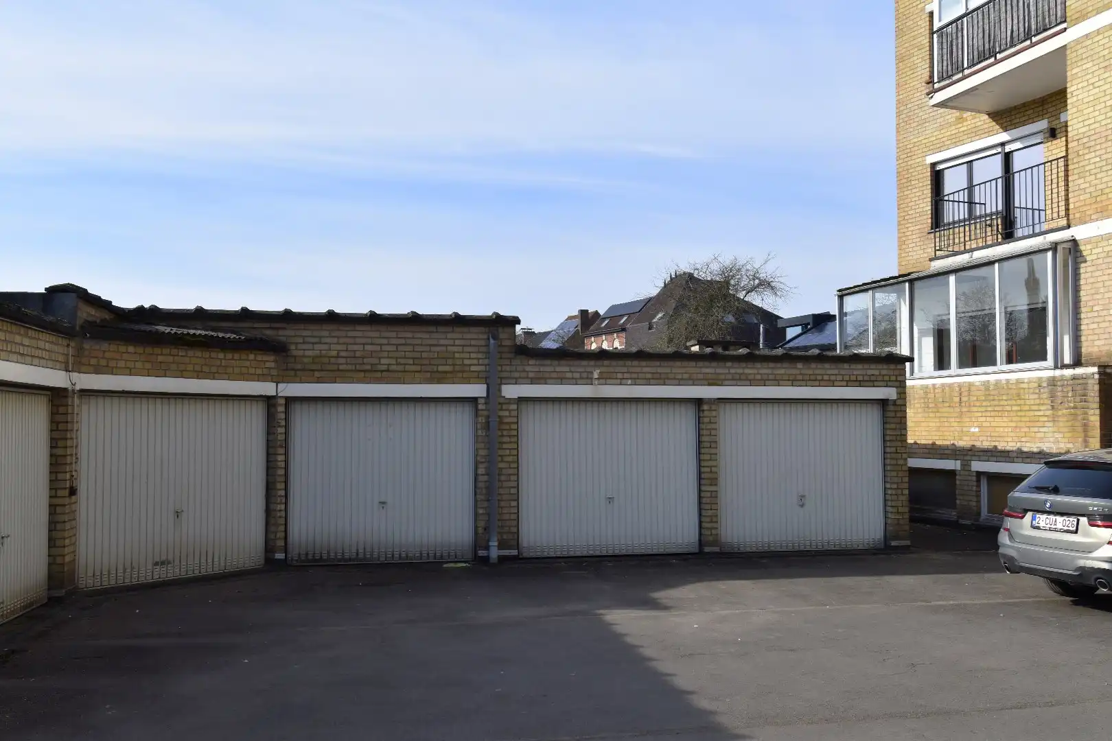 Gezellig centrum appartement met 3 slaapkamers, zonnig terras, kelderberging én garage te koop in Kortrijk foto 12