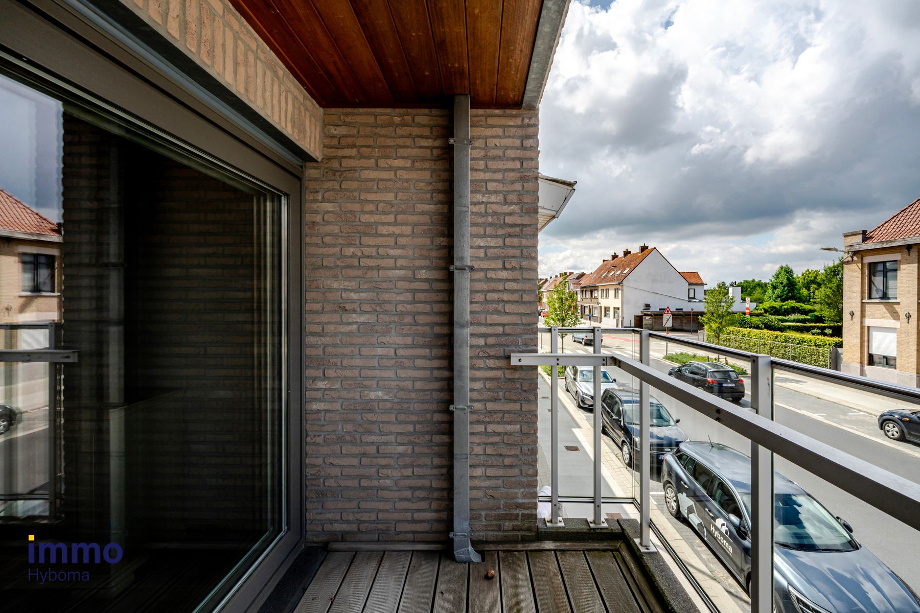 Modern appartement met autostaanplaats in centrum Torhout! foto 9