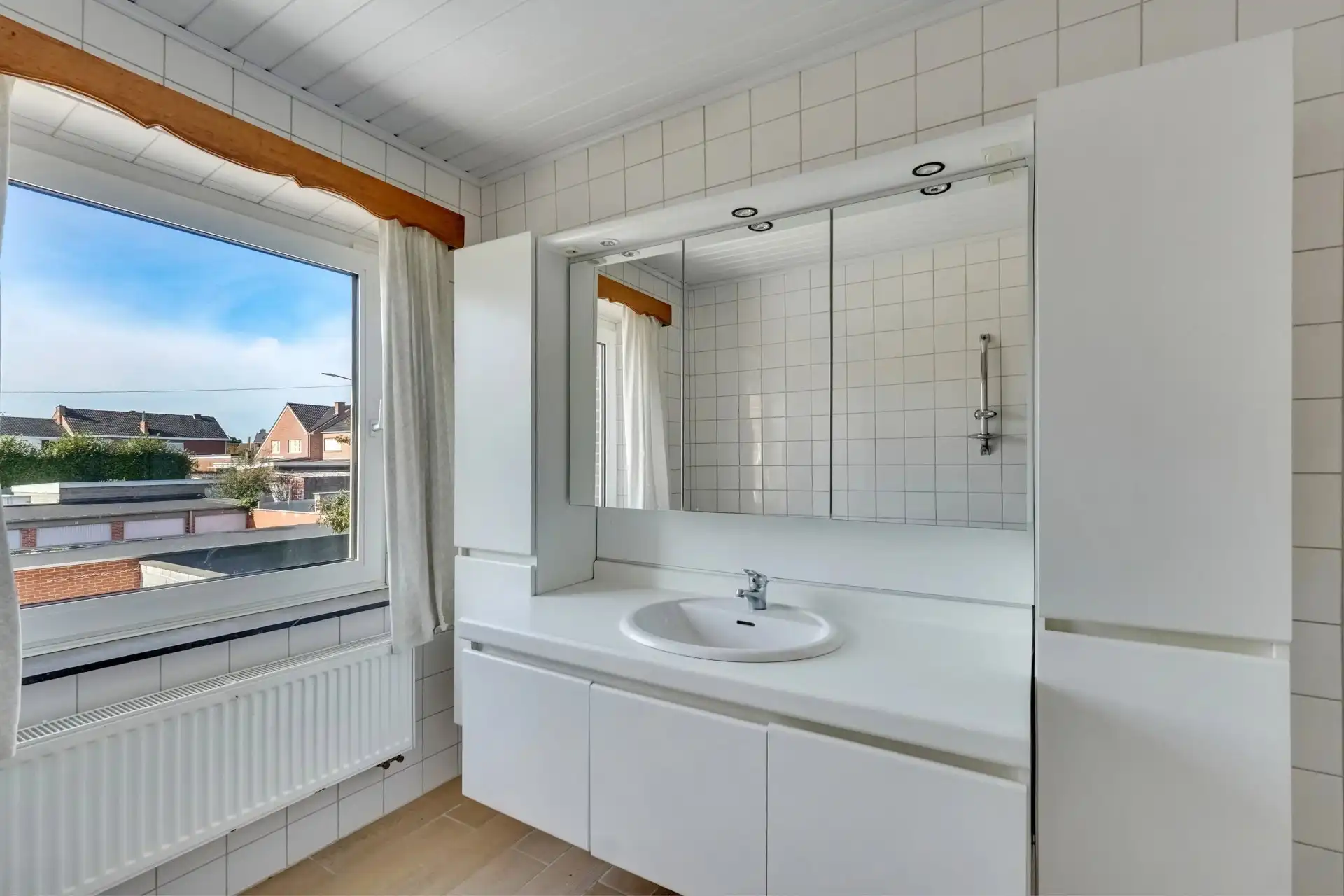 Gerenoveerde woning net buiten de ring foto 10