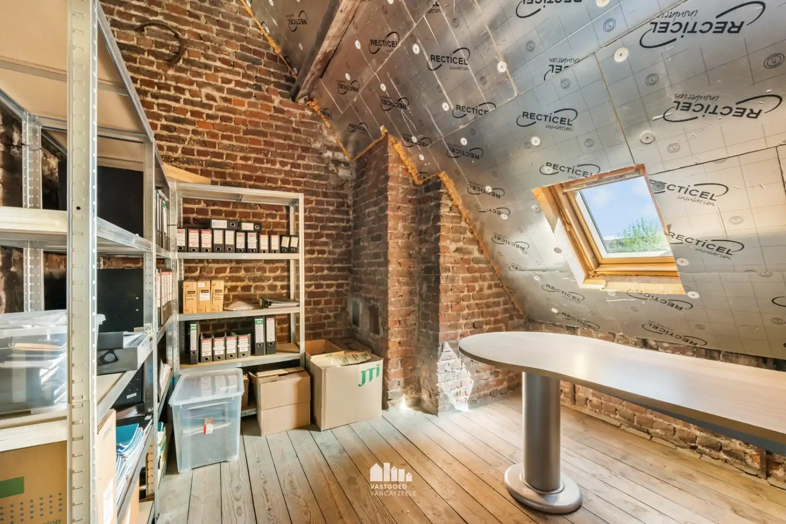 Unieke handelswoning op TOPlocatie in hartje Ieper foto 26