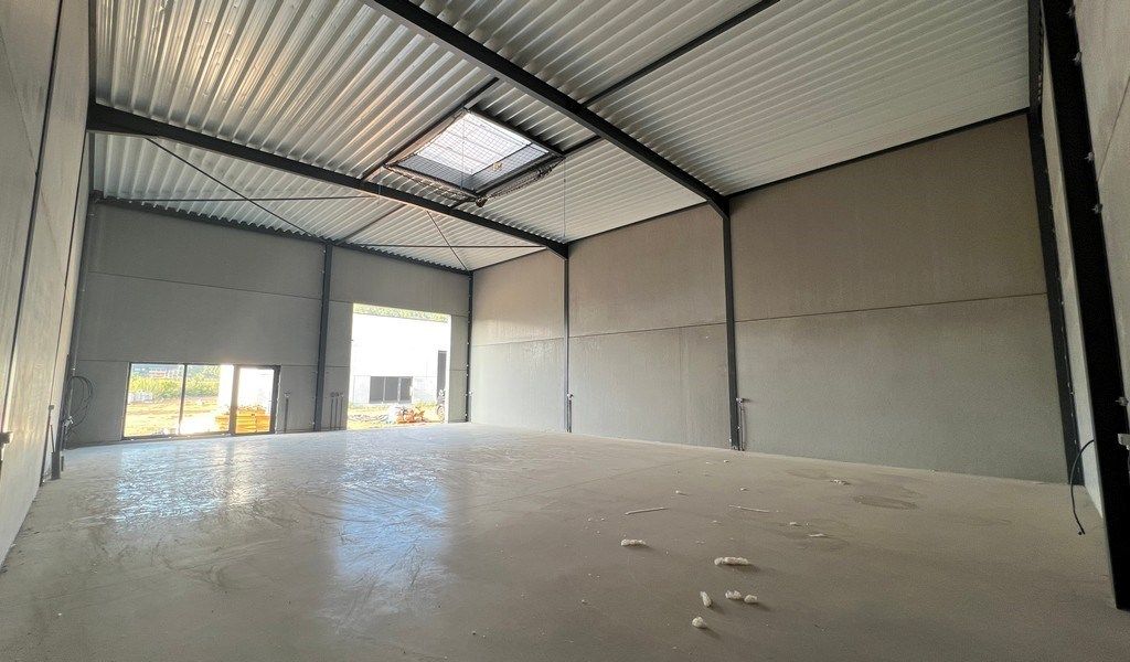 Opslagruimte te huur in bedrijvenpark Kunstdal te Eeklo foto 3