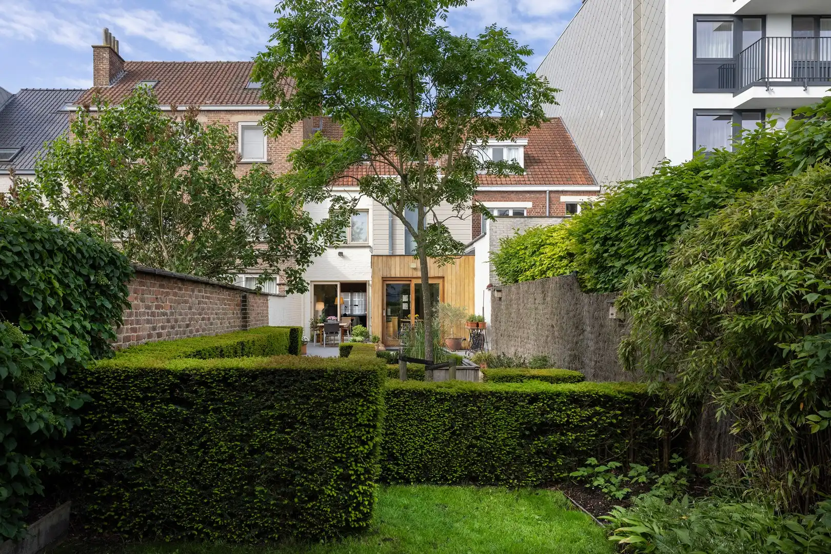 Charmante burgerwoning met sfeervolle tuin. foto 17