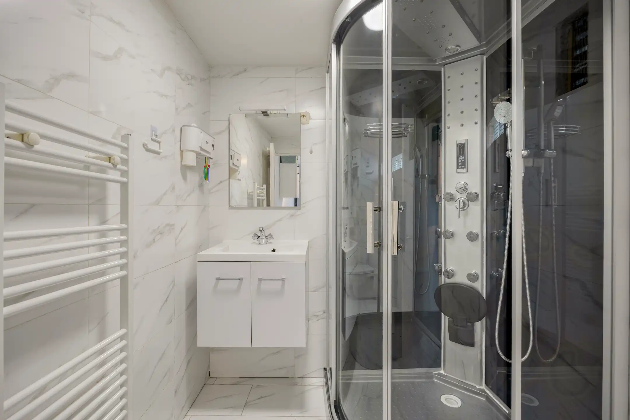 Gezellige instapklare woning op centrale locatie foto 8