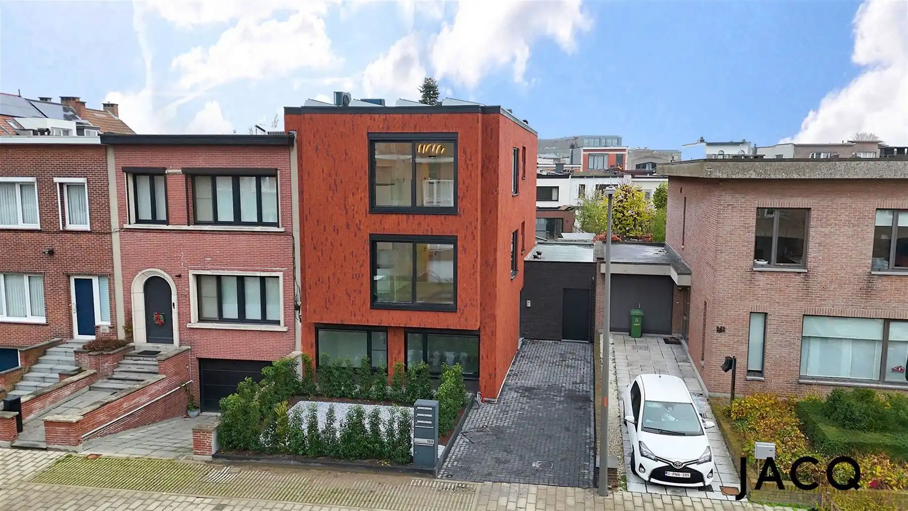 Gerenoveerd BEN-appartement te Berchem! foto 15