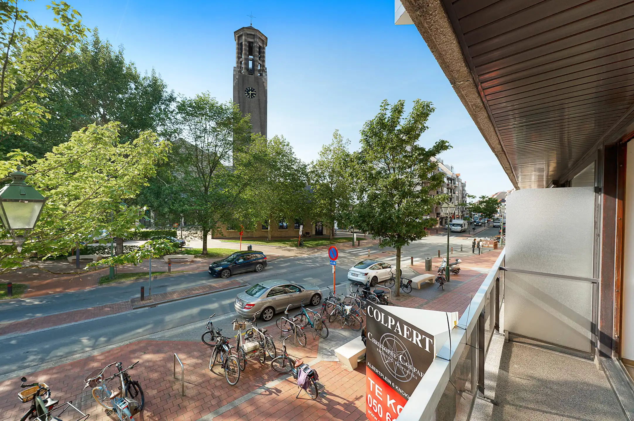 Appartement met zonnig terras op centrale ligging in Knokke foto 3