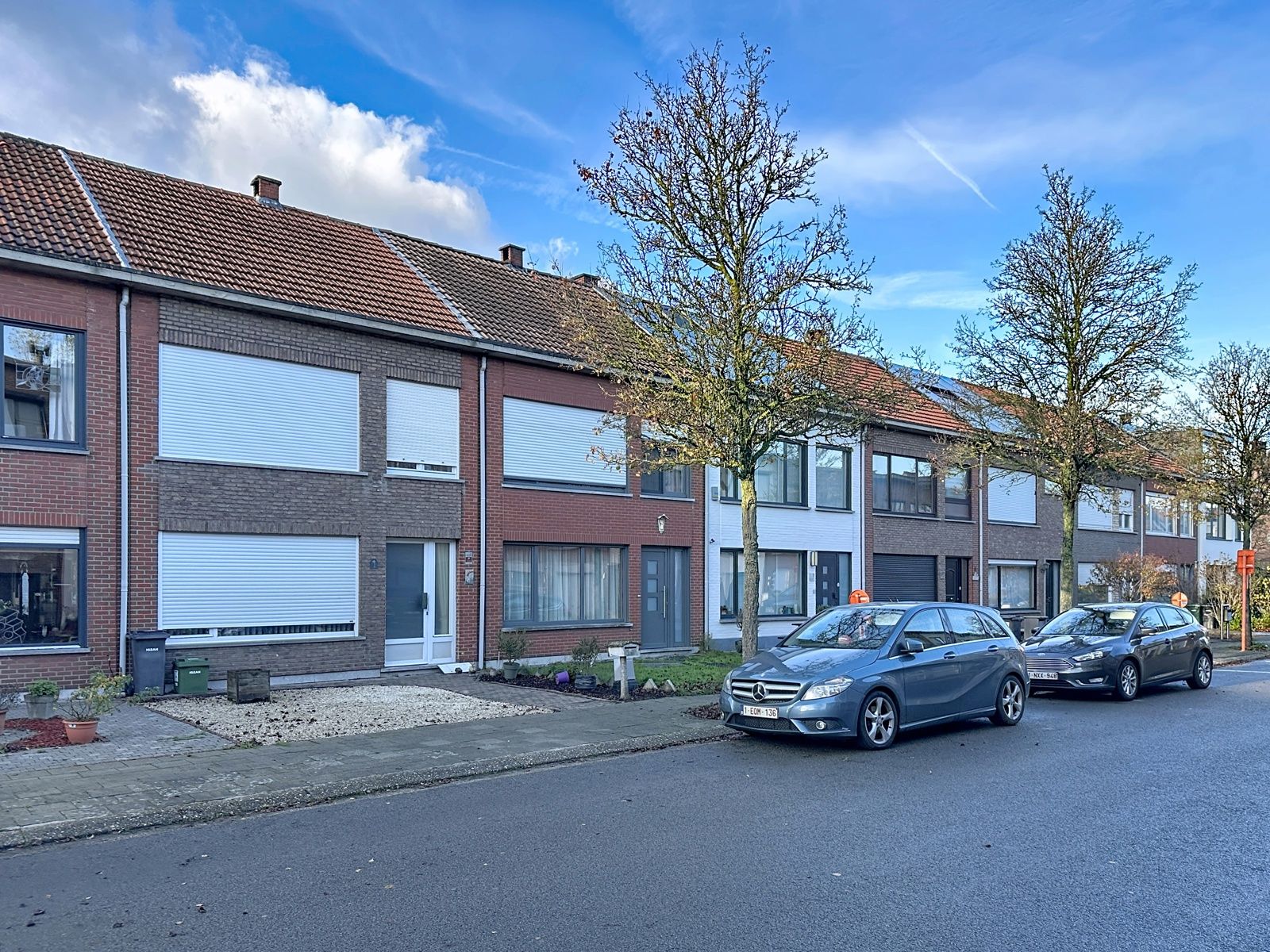 Te renoveren woning in rustige wijk op wandelafstand van centrum foto 2