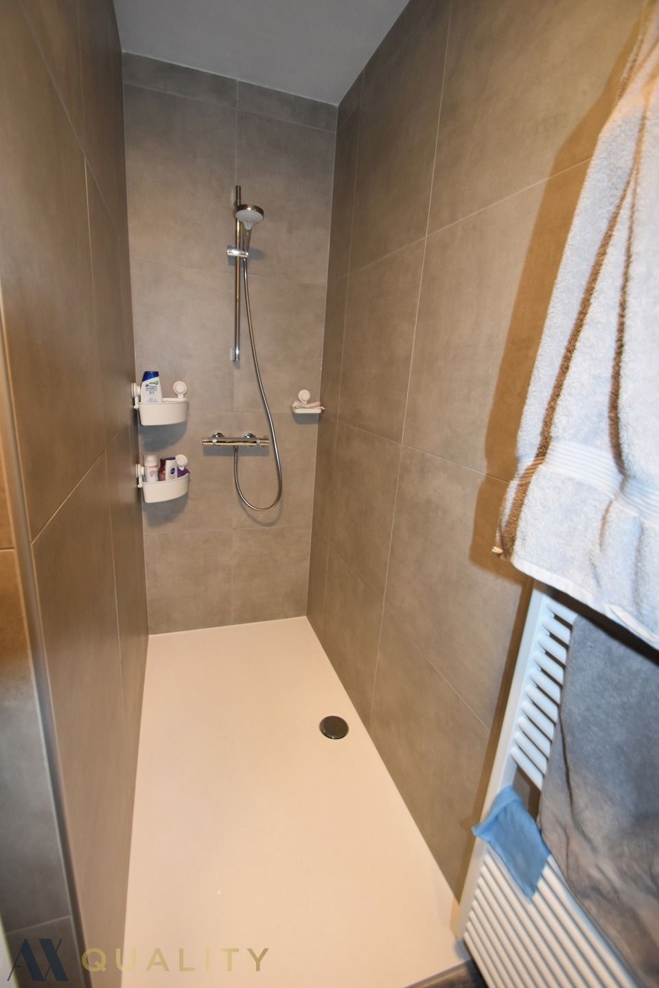 Modern 3 slpk.-appartement met groot terras, autostplts en  lift. Vrij vnf 01/01/'26 foto 6