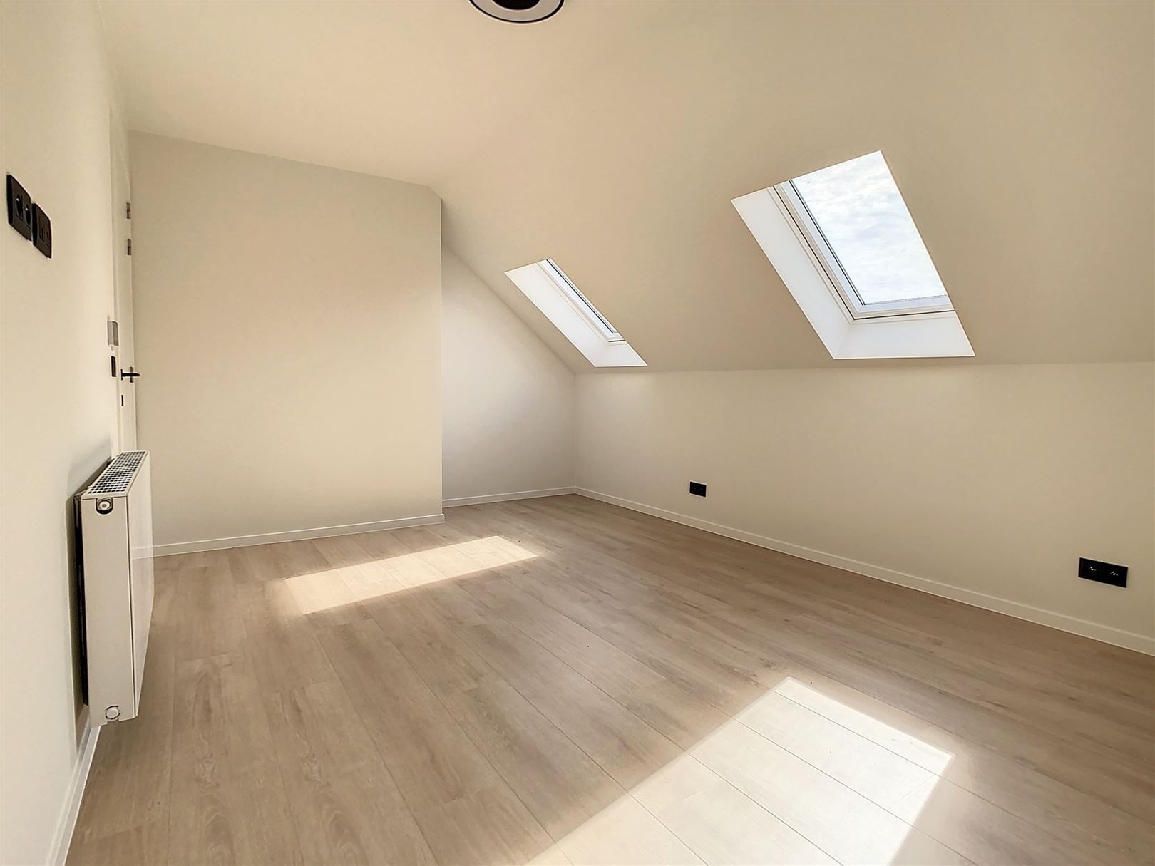 Exclusieve woning met bijbouw (uitbating B&B) opp 40a 22ca foto 27