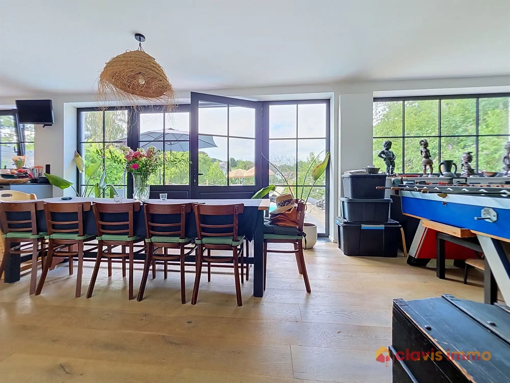 Schitterende woning met fantastische tuin foto 11