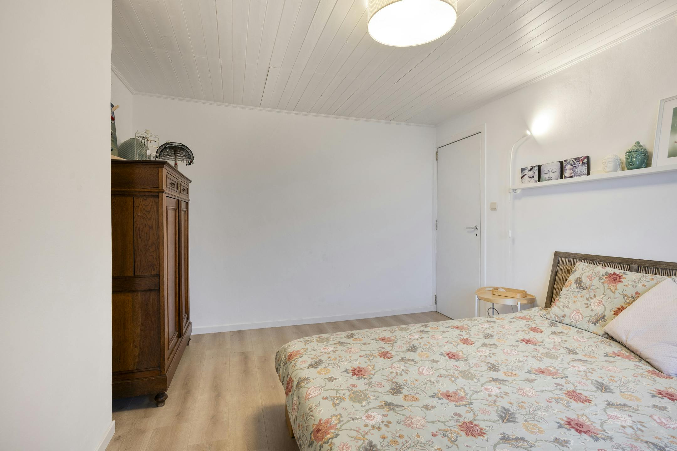 Charmante woning met potentieel te koop in Steenokkerzeel foto 9