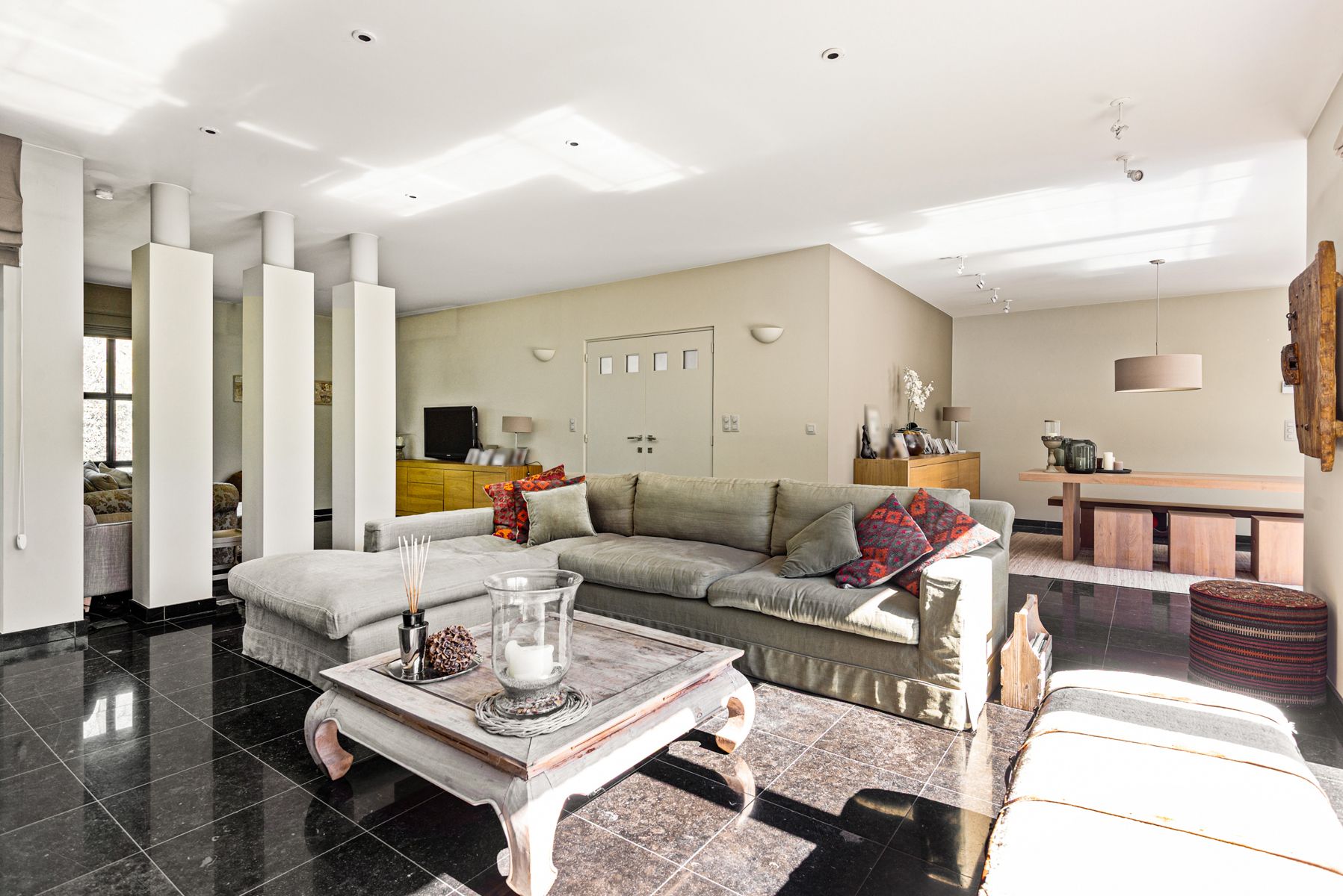 Moderne villa vlakbij het park van Halle Zoersel op 2.933m². foto 4