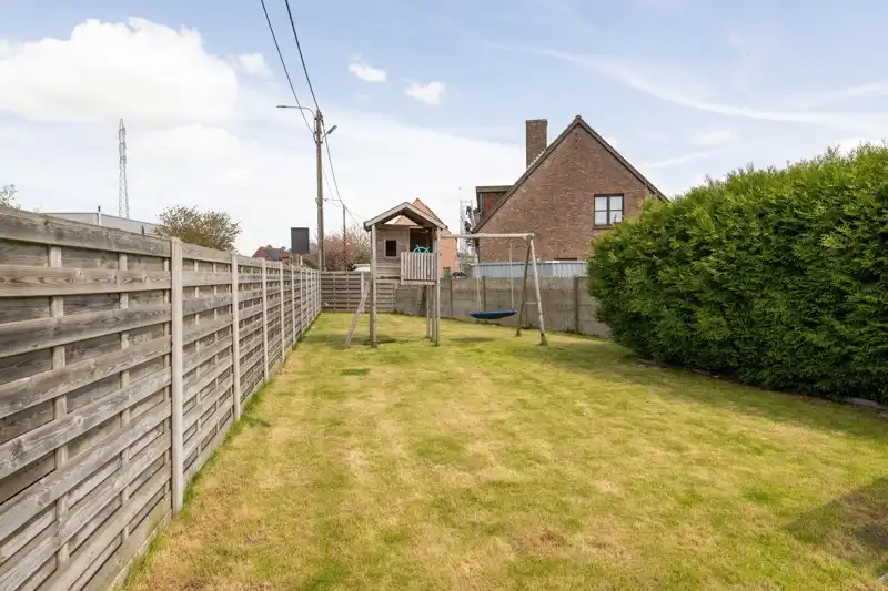 Karaktervolle gezinswoning TE KOOP in Sint-Baafs-Vijve! foto 24