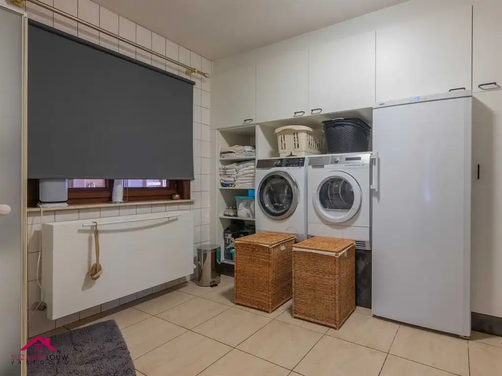 Charmante vrijstaande woning met sfeervol aangelegd terras foto 32