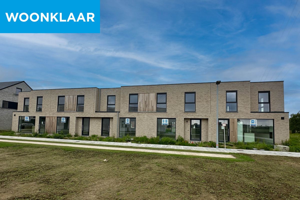 Instapklare nieuwbouwwoning met zonnige tuin te Roeselare foto 1