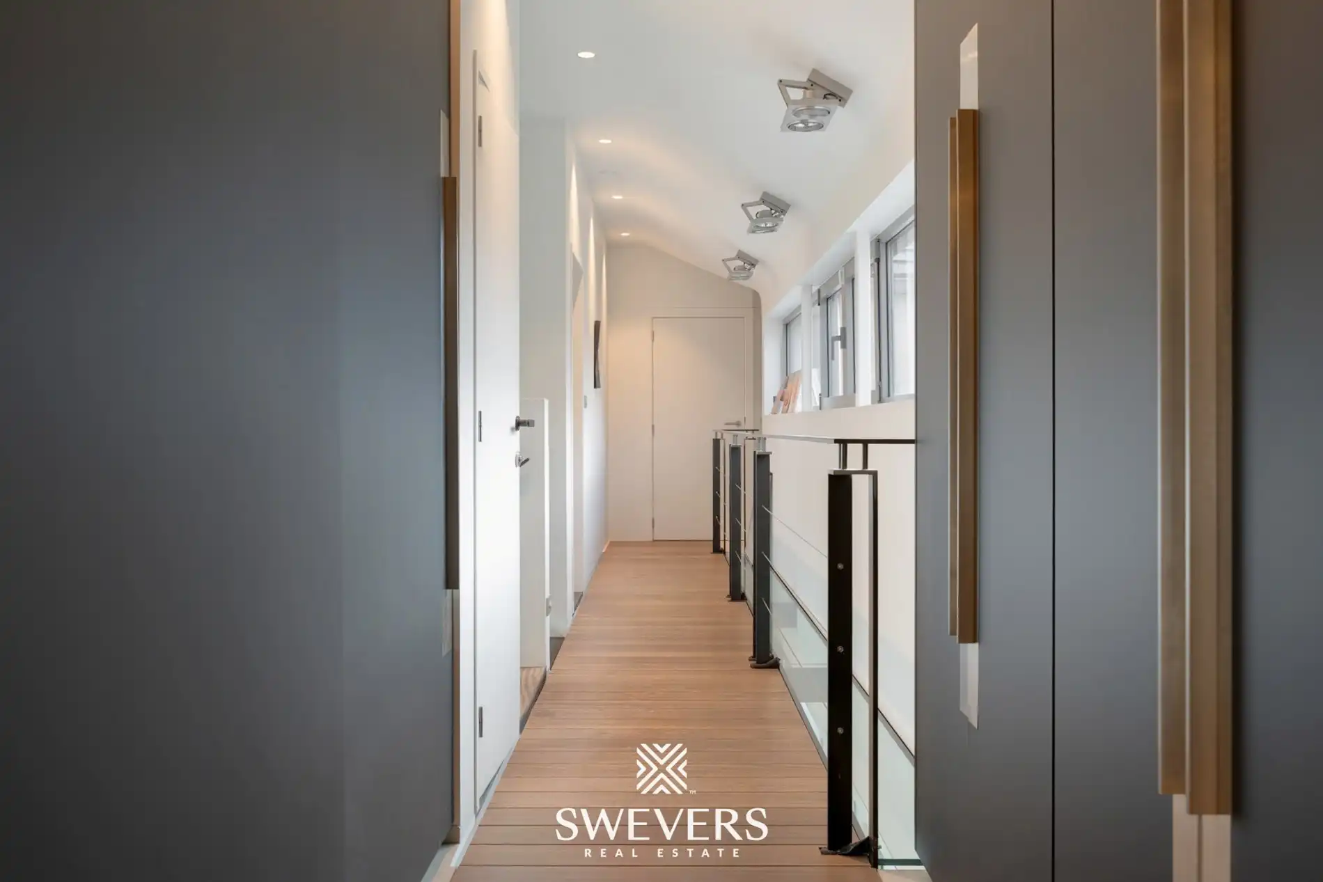 Villa met luxueus poolhouse, verwarmd zwembad en absolute topligging in Zonhoven foto 14