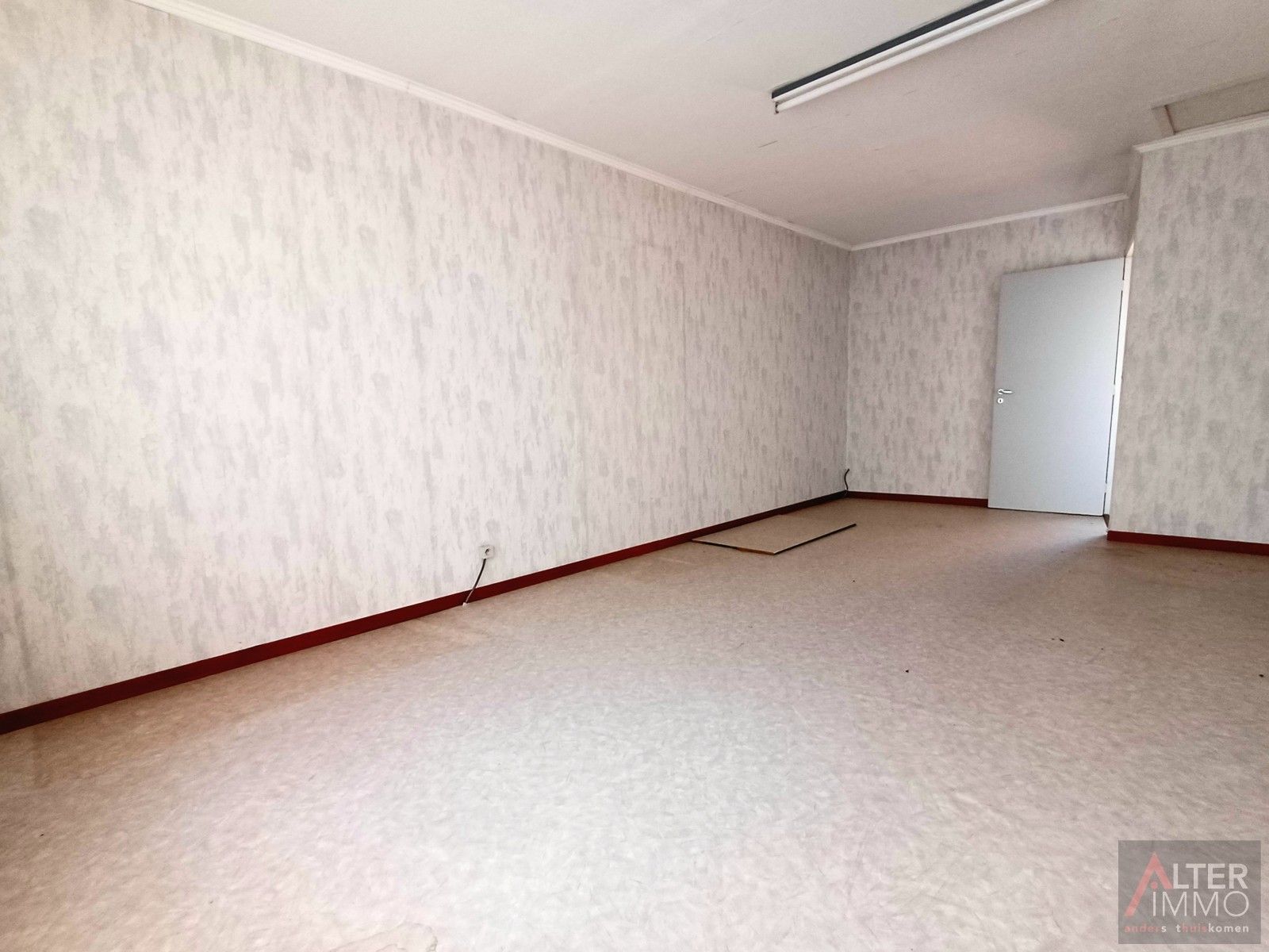 Handelspand met woonst - 5 slaapkamers foto 17