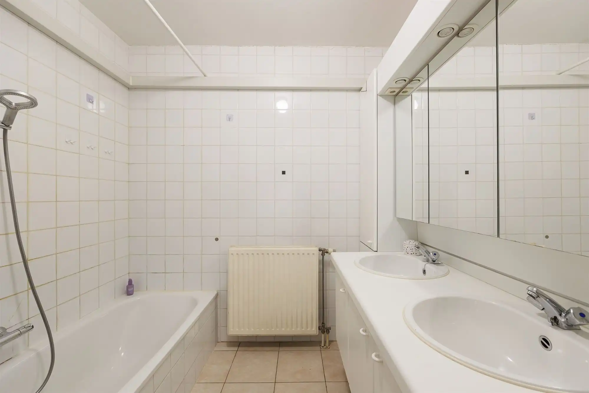 Charmant appartement met twee slaapkamers foto 11