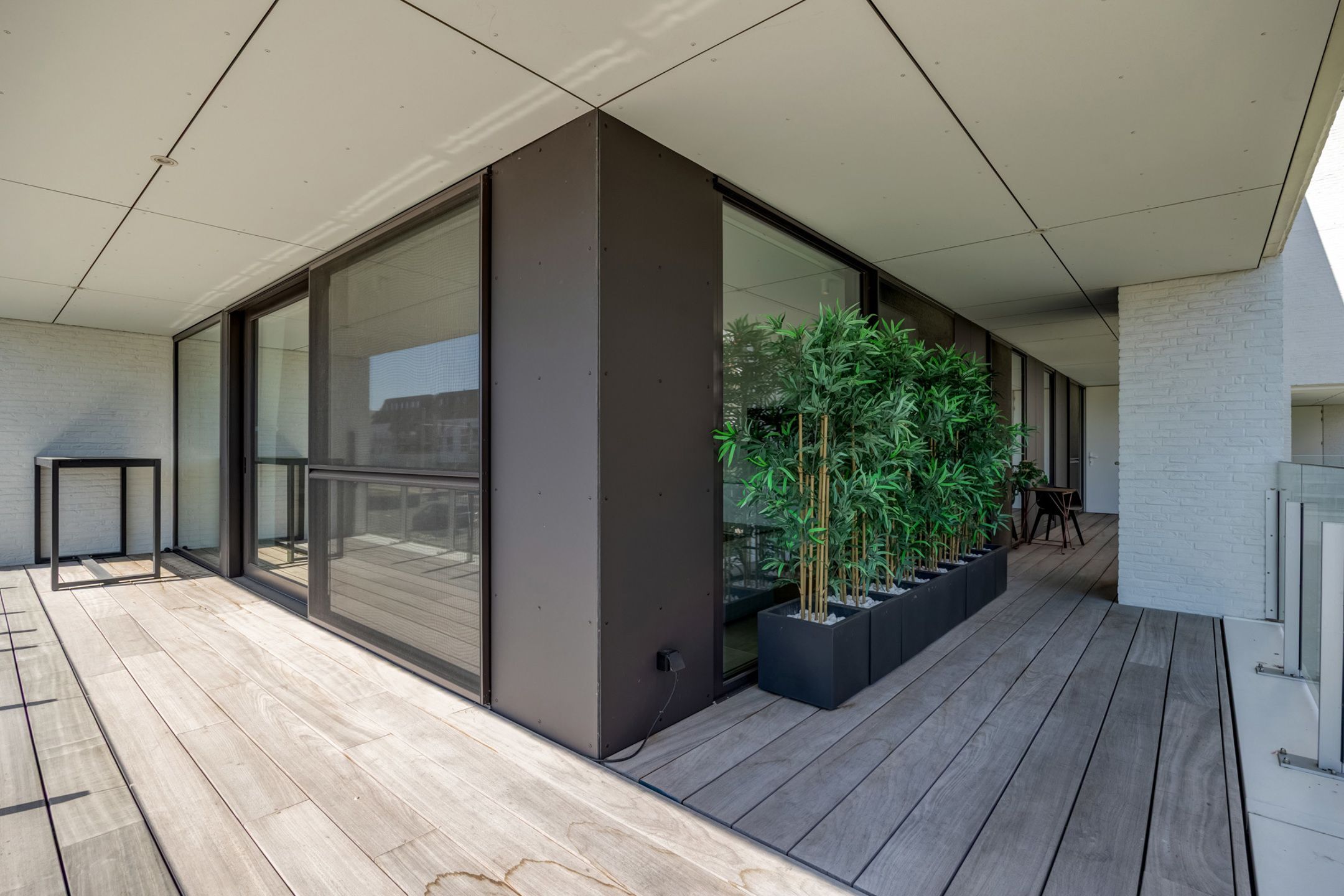 ANTWERPEN - Recent appartement met 2 terrassen foto 14