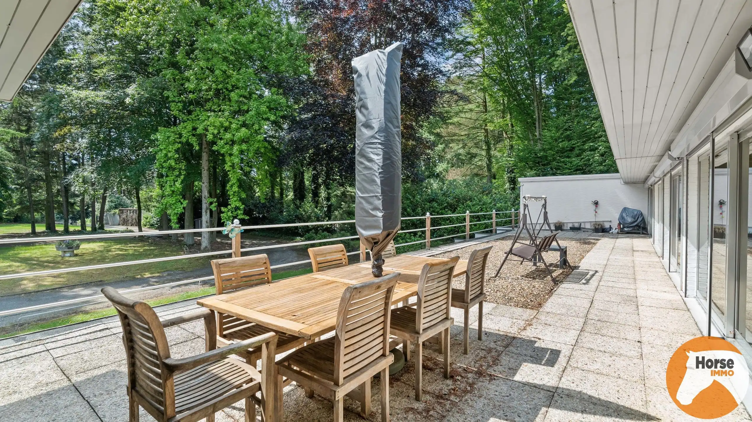 BERINGEN - Ruime woning + projectgrond foto 23