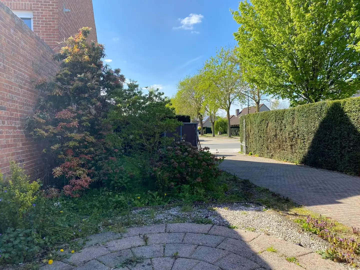 Charmante woning met grote tuin en garage op leuke locatie foto 14