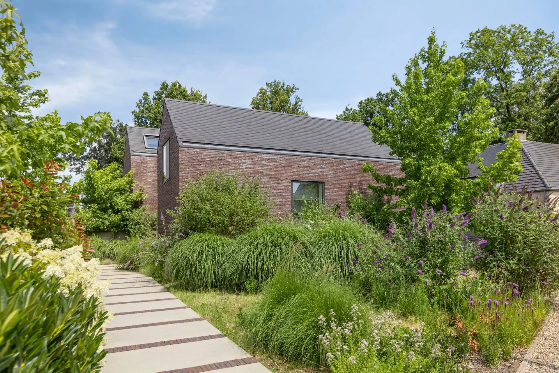 Exclusief wonen waar architectuur, ruimte en levenslang comfort samenkomen. foto 6