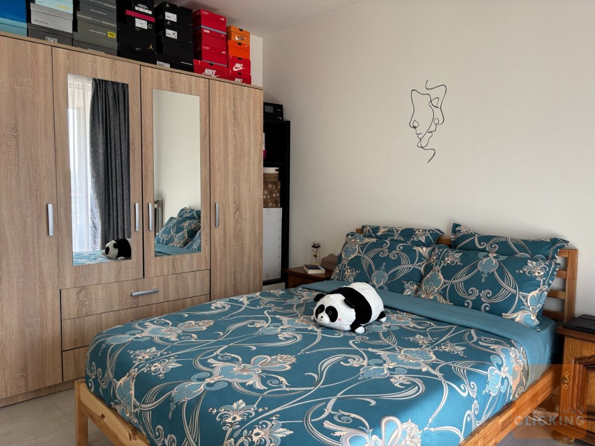1 SLAAPKAMER appartement met terras en staanplaats in garage foto 5