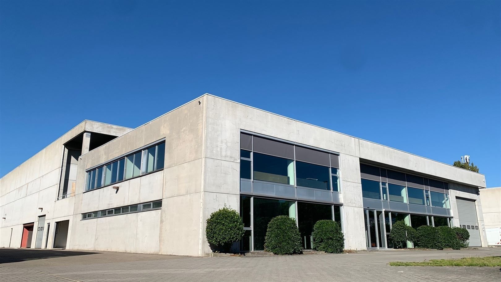 Semi industrieel foto {{pictureIndex}}