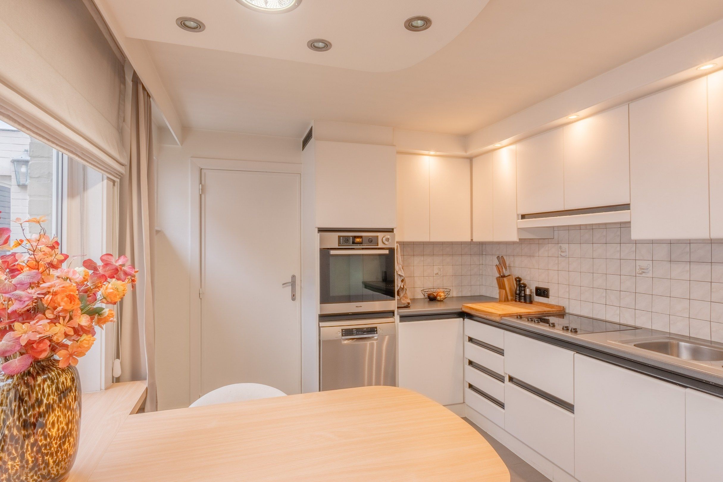 Volledig instapklaar huis met garage te Knokke foto 11