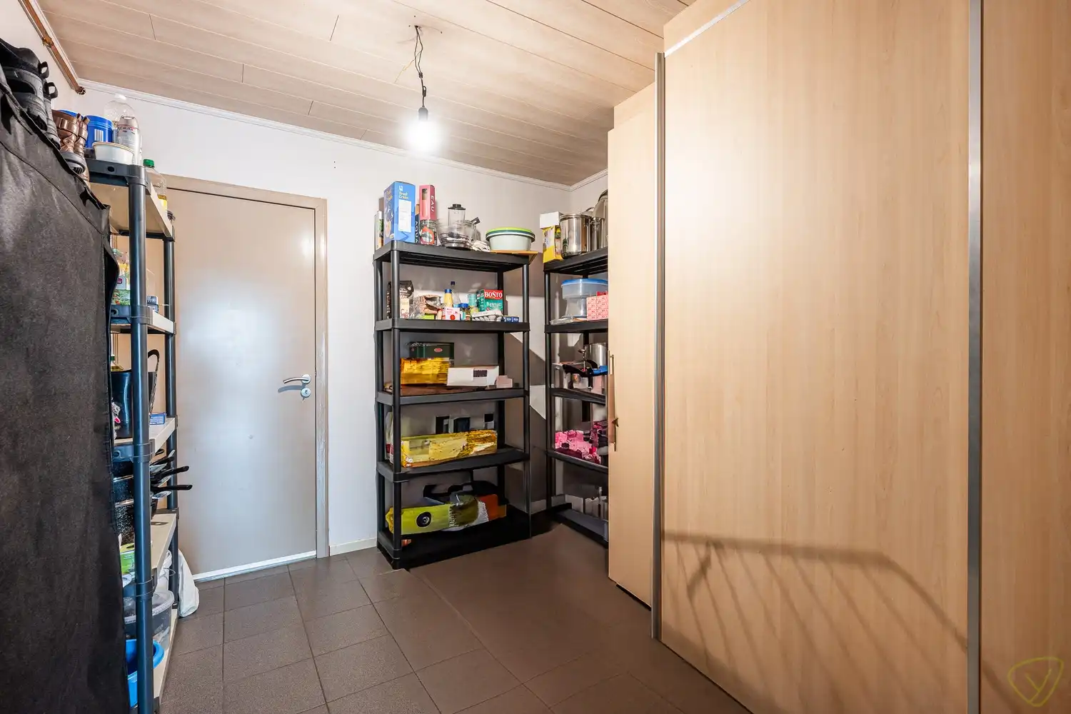 Instapklare halfopen bebouwing in gezellige verkaveling te Eeklo foto 11