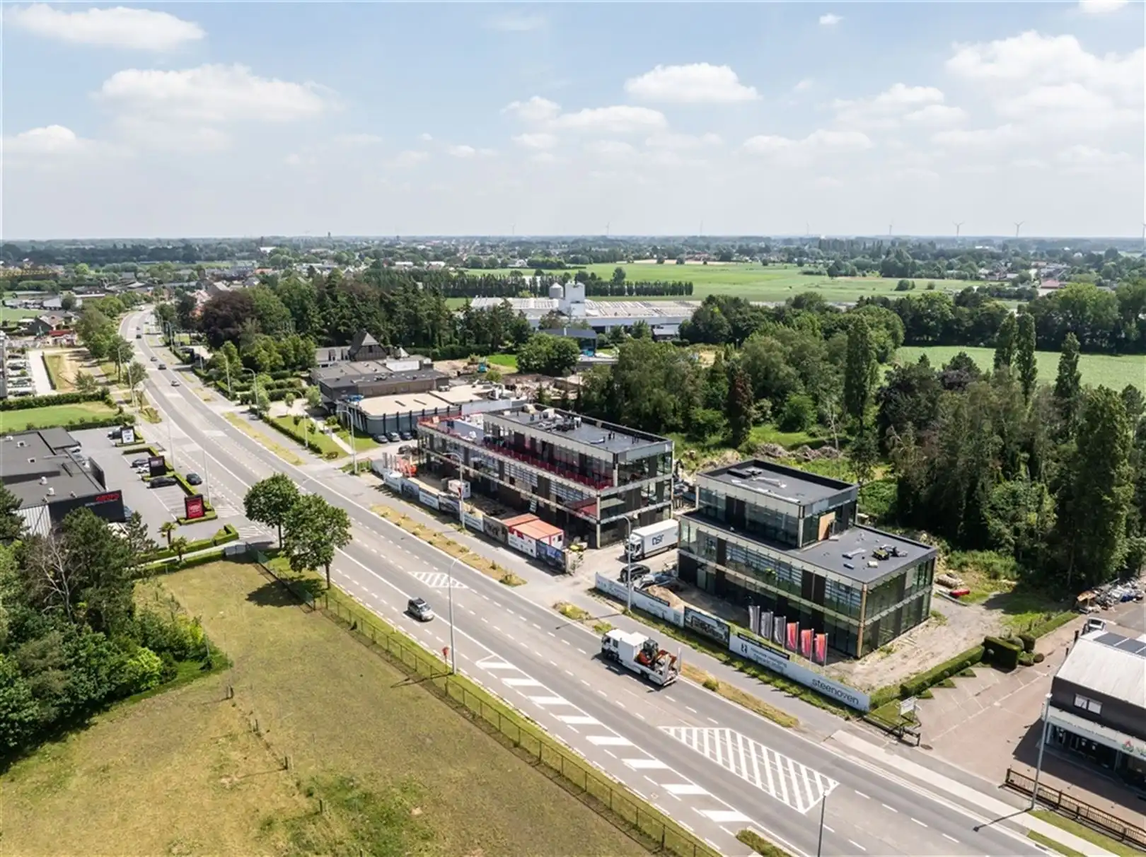 Nieuwbouw kantoren langs de Gentse Steenweg in Lokeren foto 19