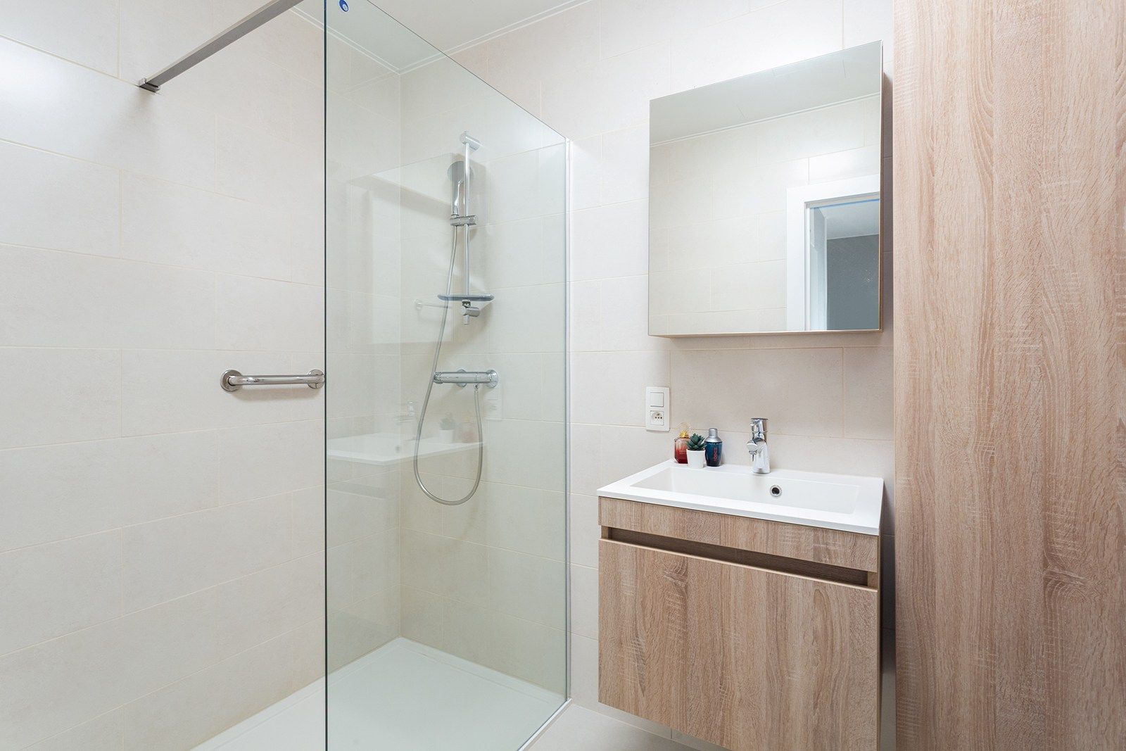 Rustig gelegen 2-slaapkamer appartement met 2 terrassen! foto 10