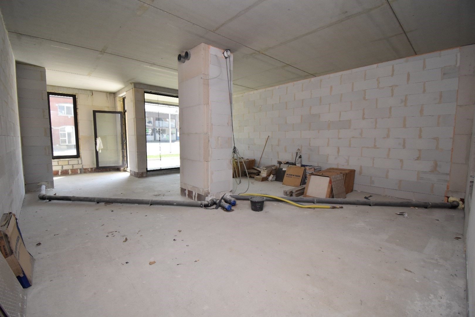 St Joris Winge HANDELSRUIMTE 71 m2 + terras foto 11