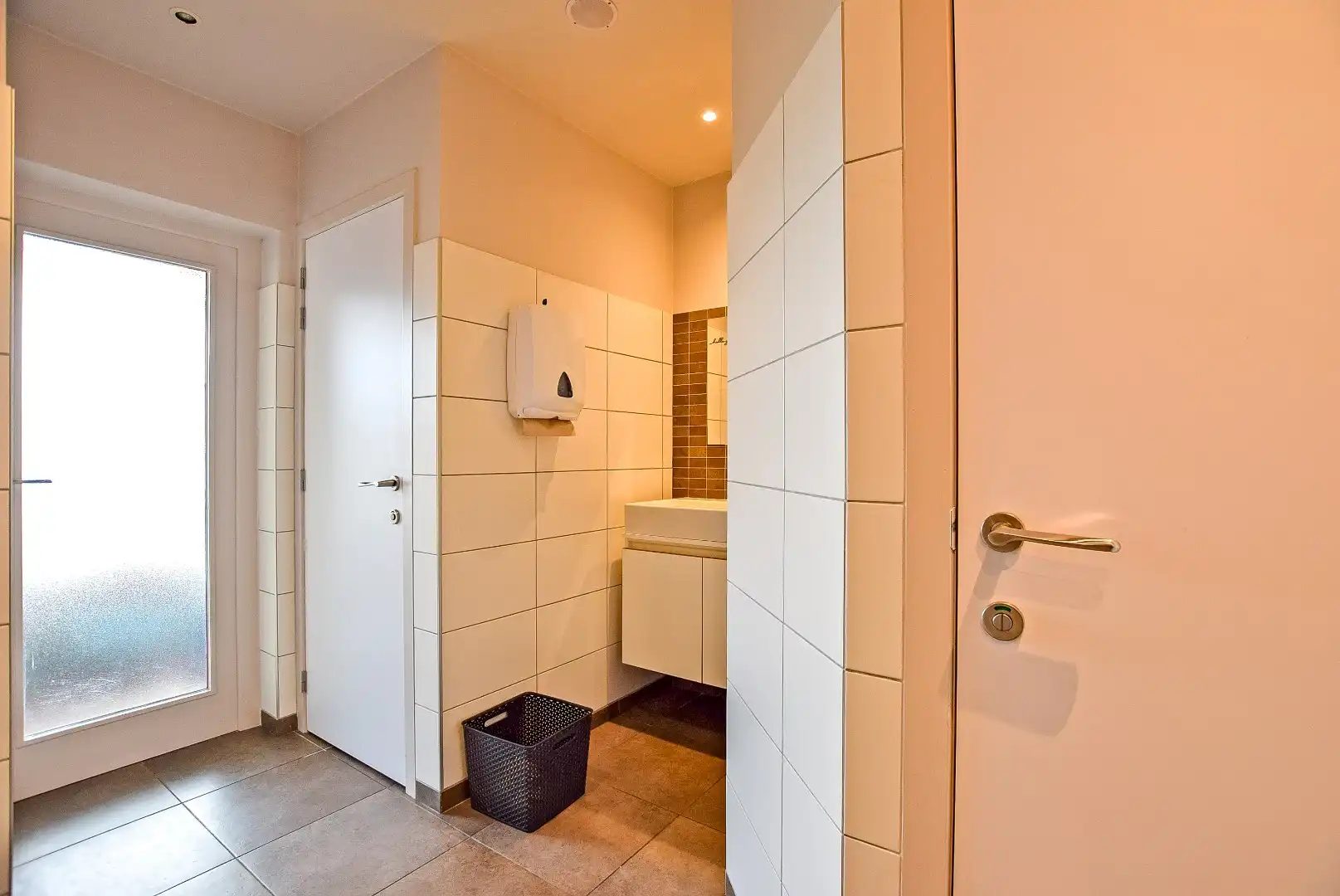 Restaurant met privéwoning en 2 B&B-kamers op 4.370 m² foto 28