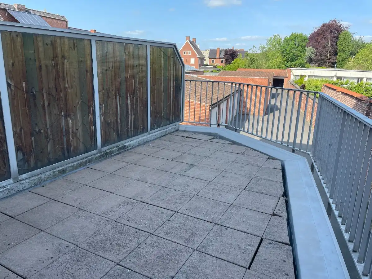 Gunstig gelegen instapklaar twee slaapkamer appartement + ruim terras foto 15