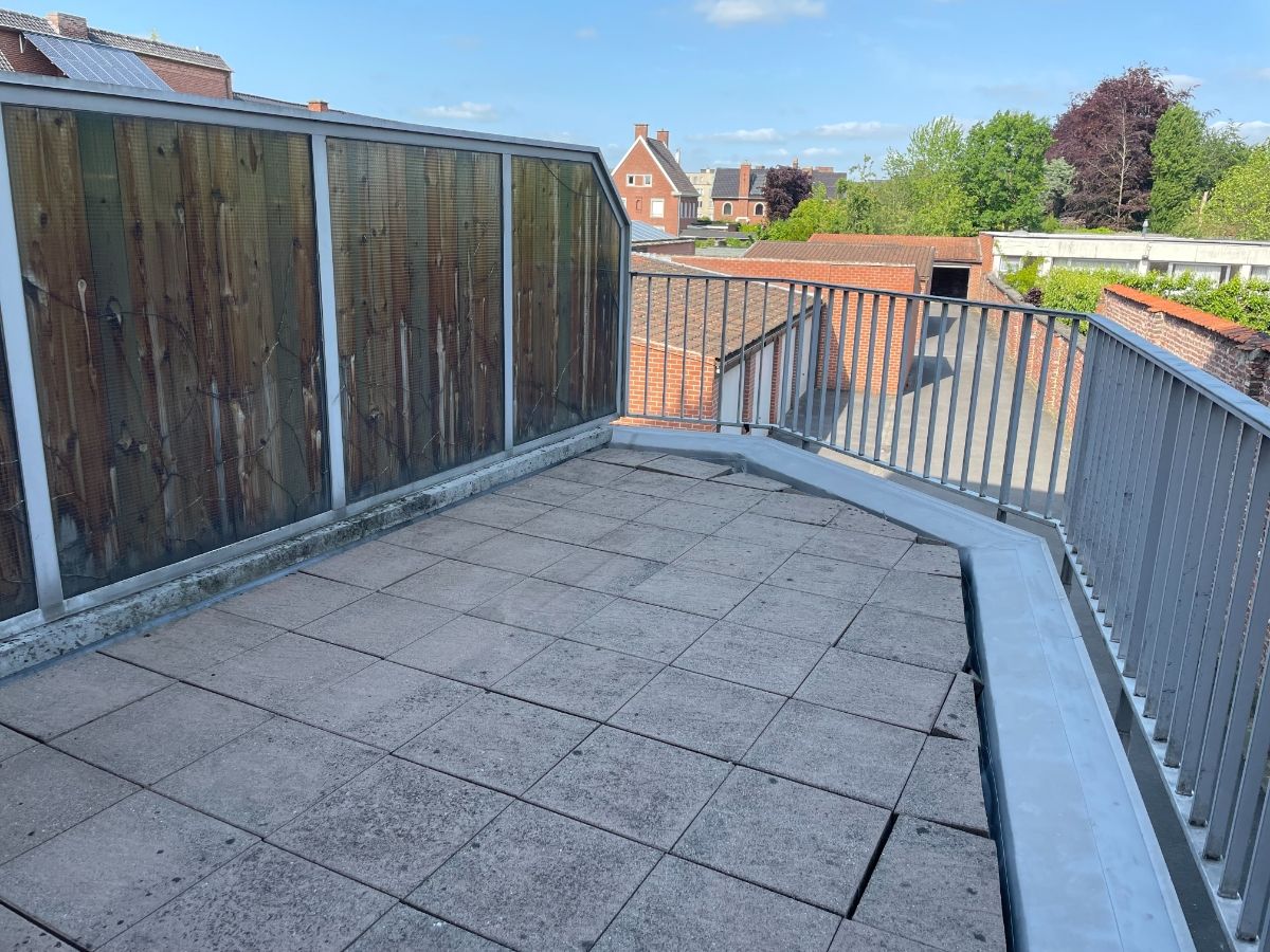 Gunstig gelegen instapklaar twee slaapkamer appartement + ruim terras foto 15