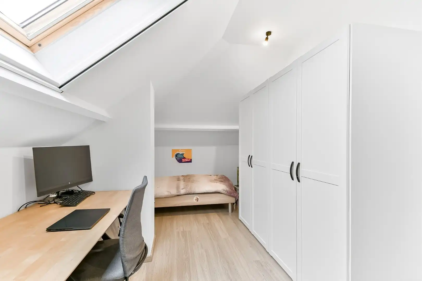 Instapklaar duplexappartement met 3 slaapkamers op rustige en centrale ligging te Lombardsijde foto 11