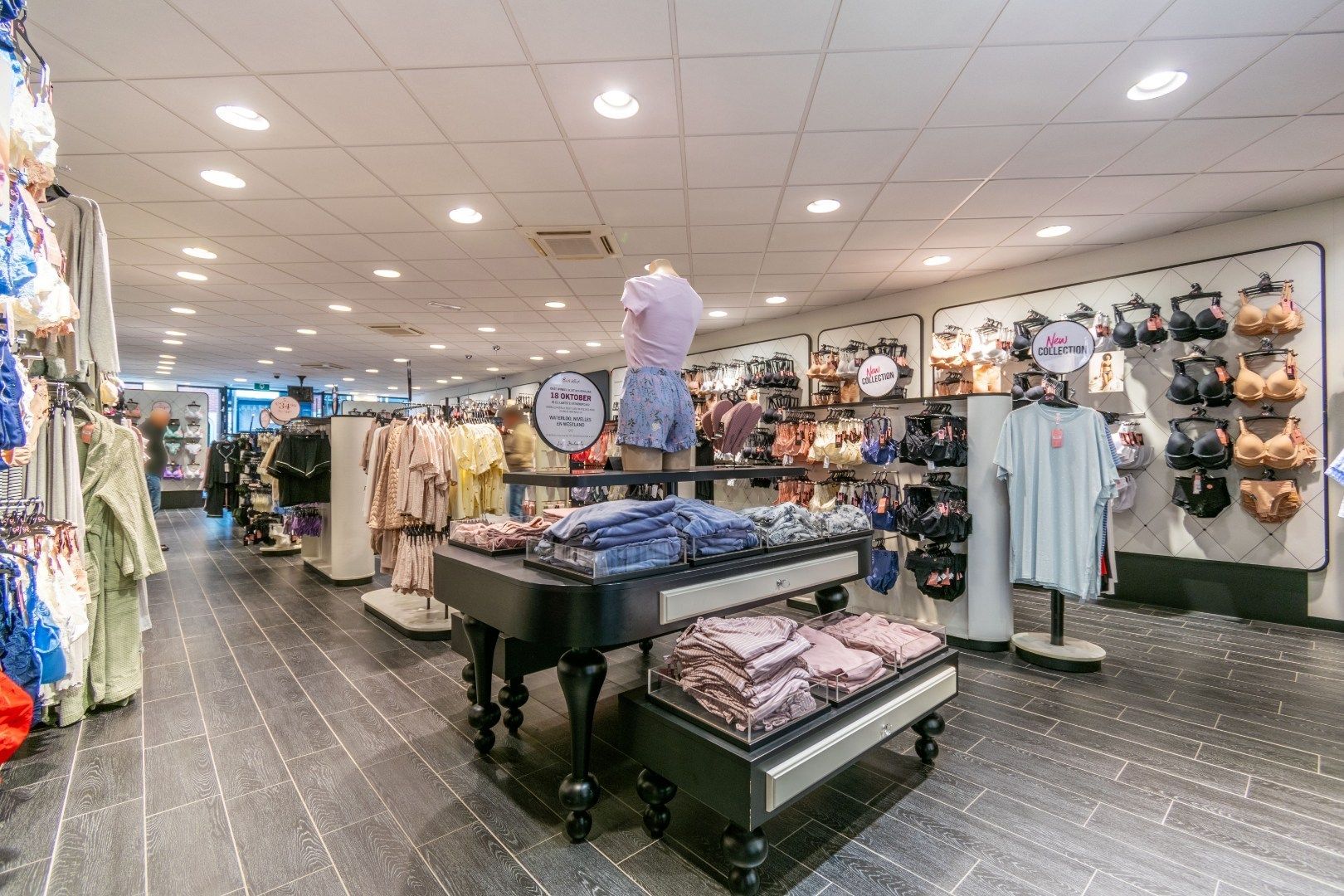 Een zeer ruim (215m²) handelsgelijkvloers foto 3