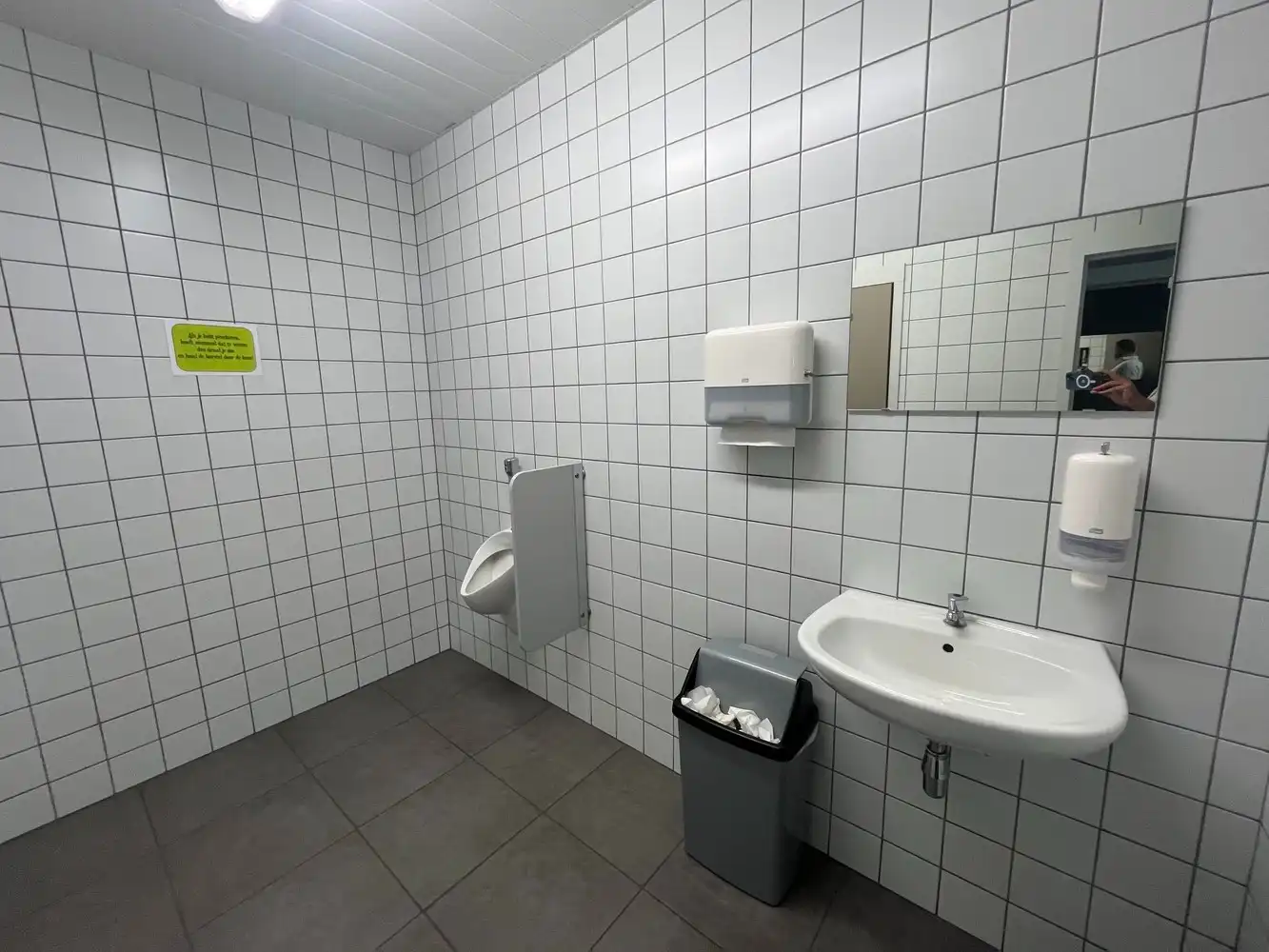 Showroom met opslagruimte foto 26