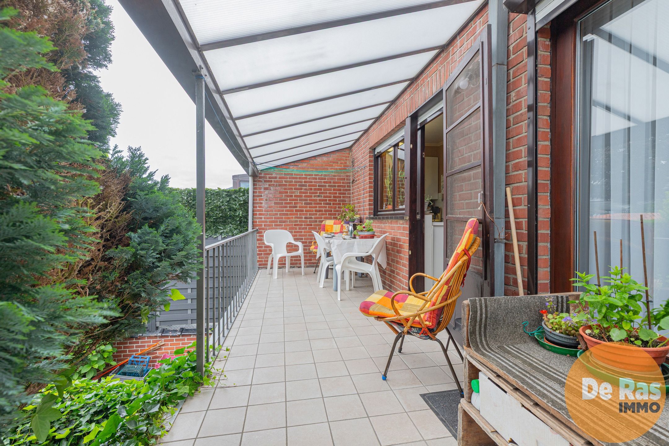 HILLEGEM - Statige HOB op rustige ligging met mooie tuin foto 12