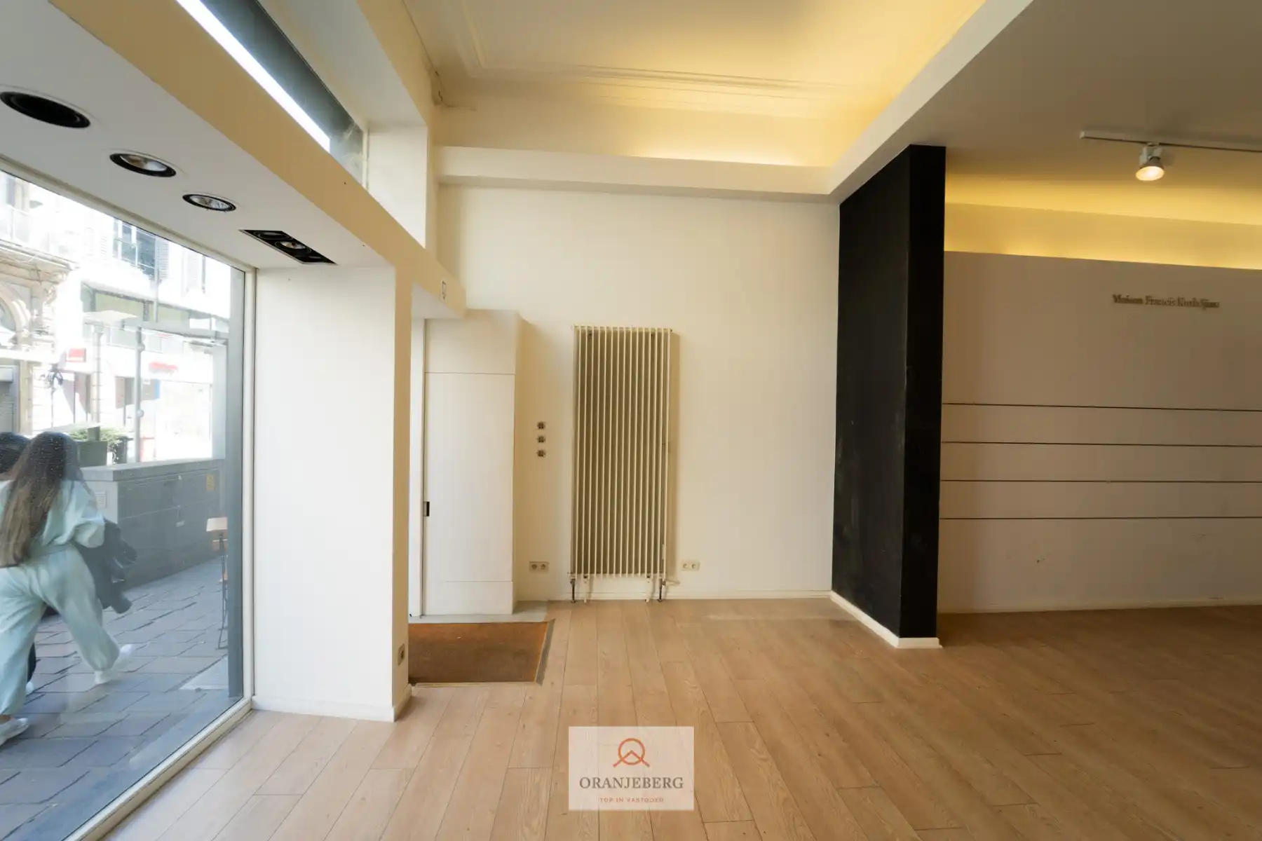 TOP gelegen handelspand foto 9