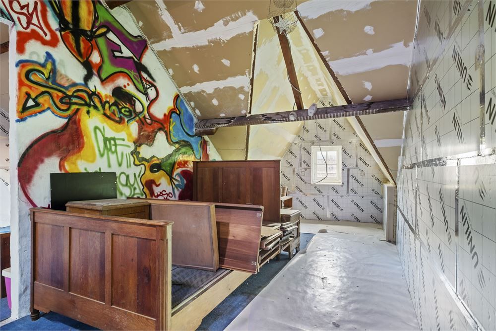 Op te frissen herenwoning met tal van mogelijkheden! foto 19