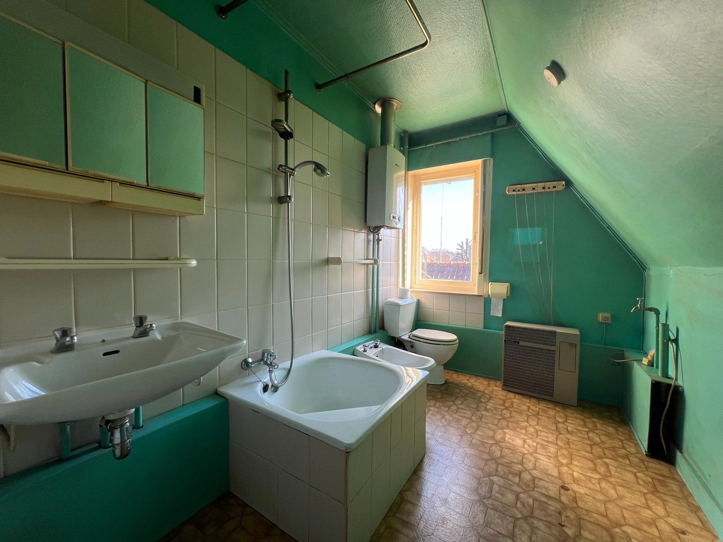 Te renoveren woning in het centrum foto 11