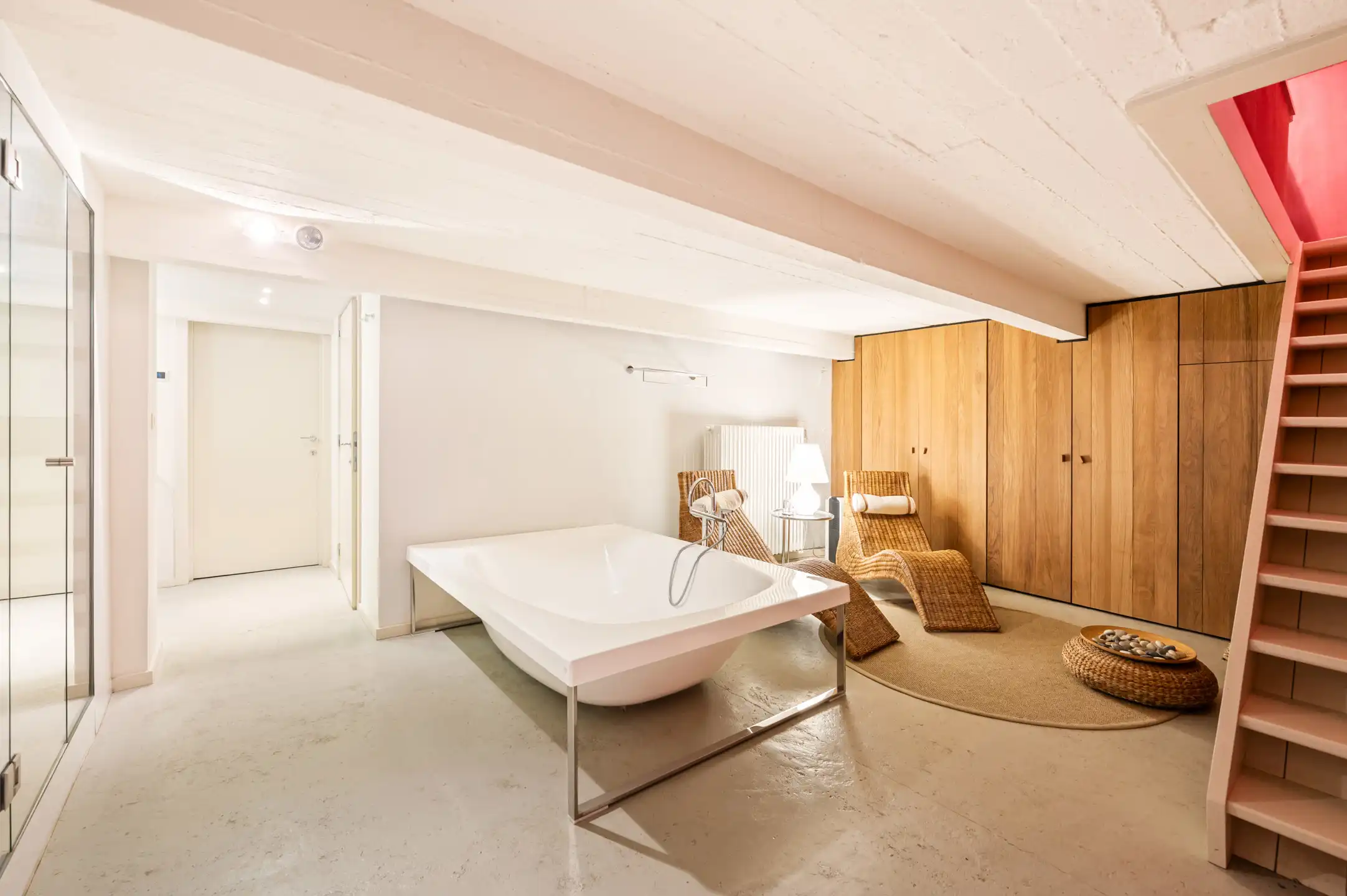 Uniek penthouse met afzonderlijk wellnessappartement foto 7