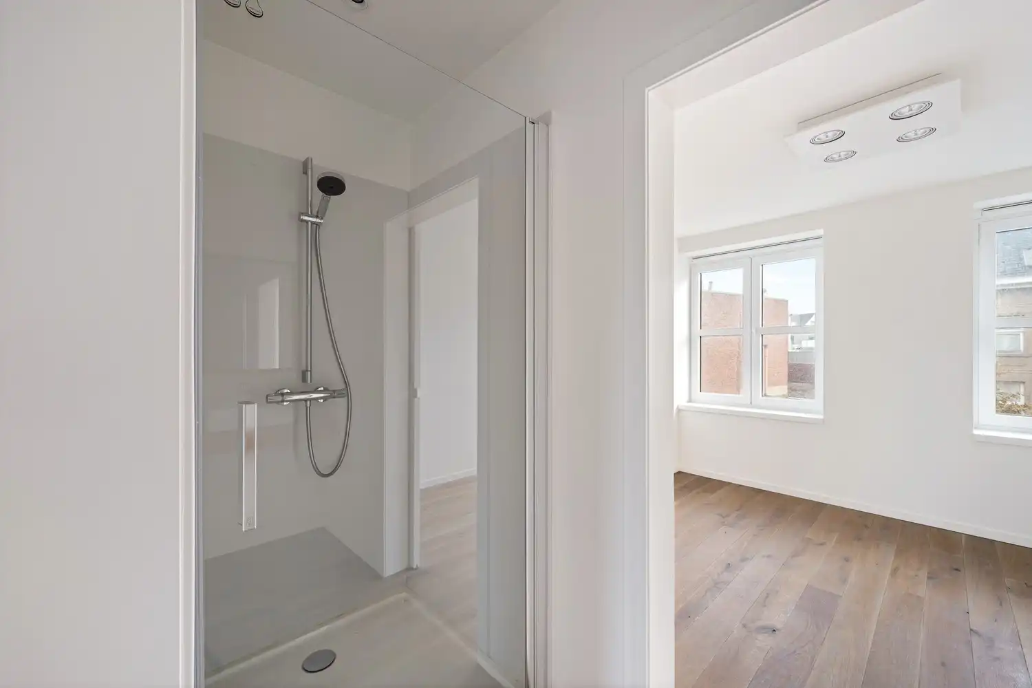SUBLIEM VERBOUWDE HERENWONING KEIZERSPLEIN AALST foto 18