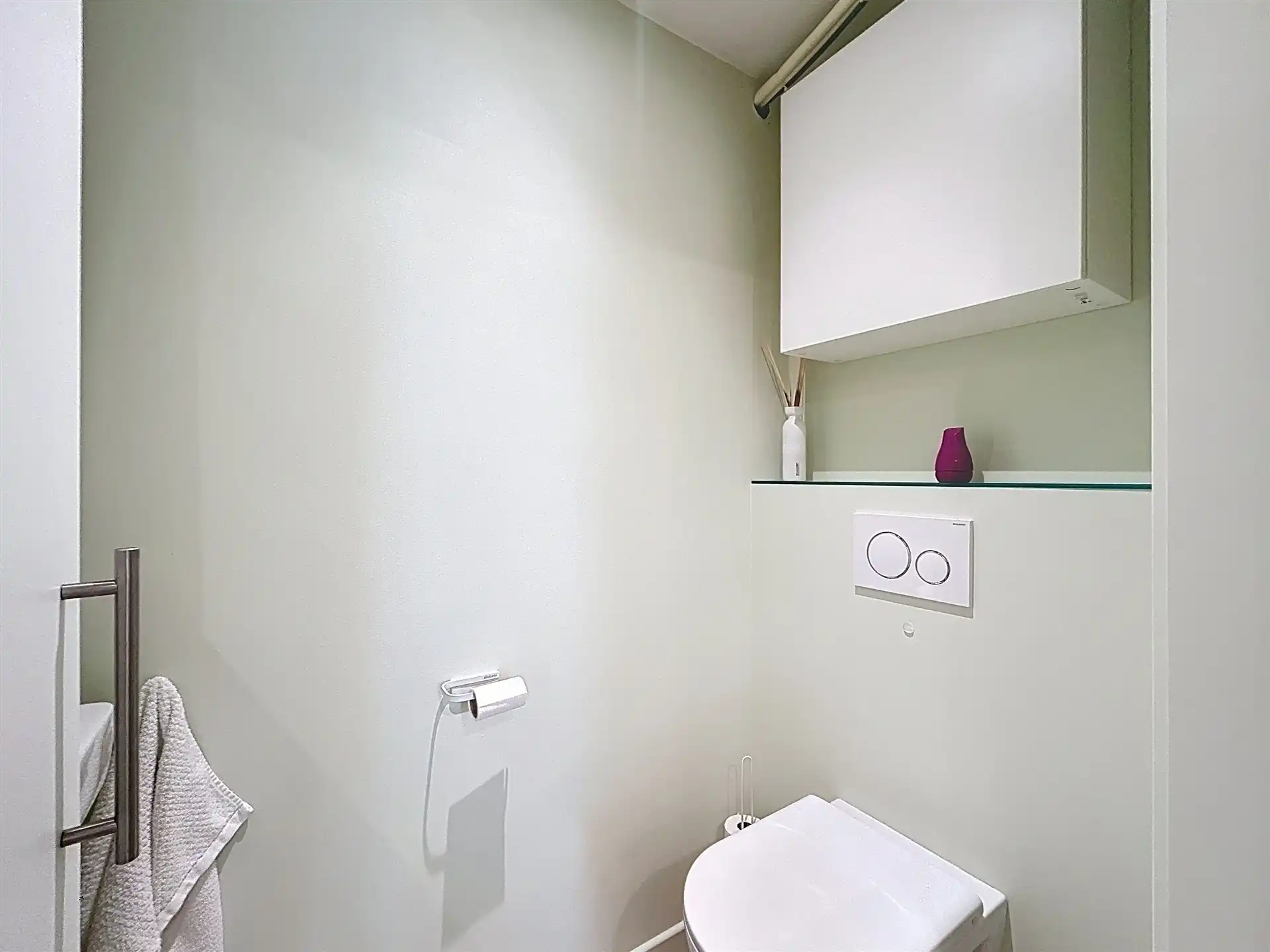 Ruime woning met bijbouw en weide op perceel van 6790 m²  foto 12