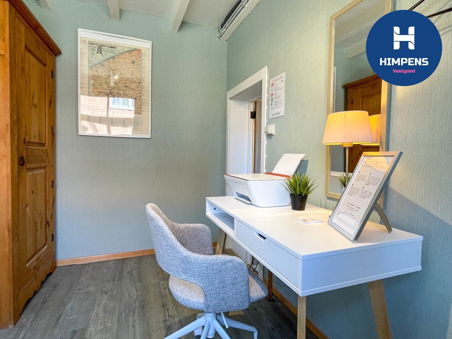Instapklare woning te koop in het charmante Steenkerke! foto 7
