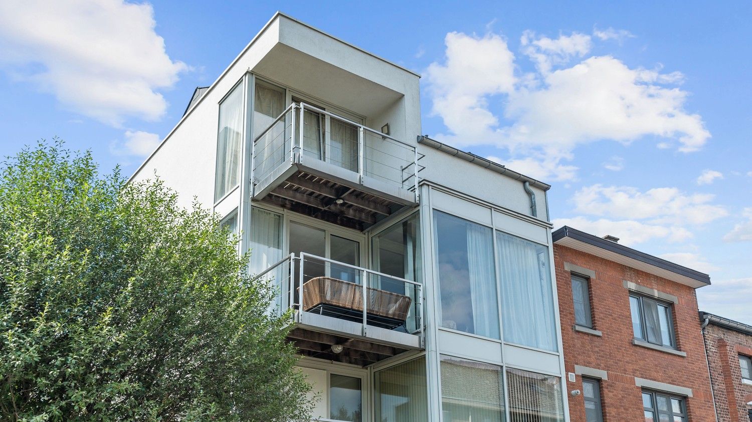 Appartement met 2 slaapkamers, kelder en parkeerplaats foto 2