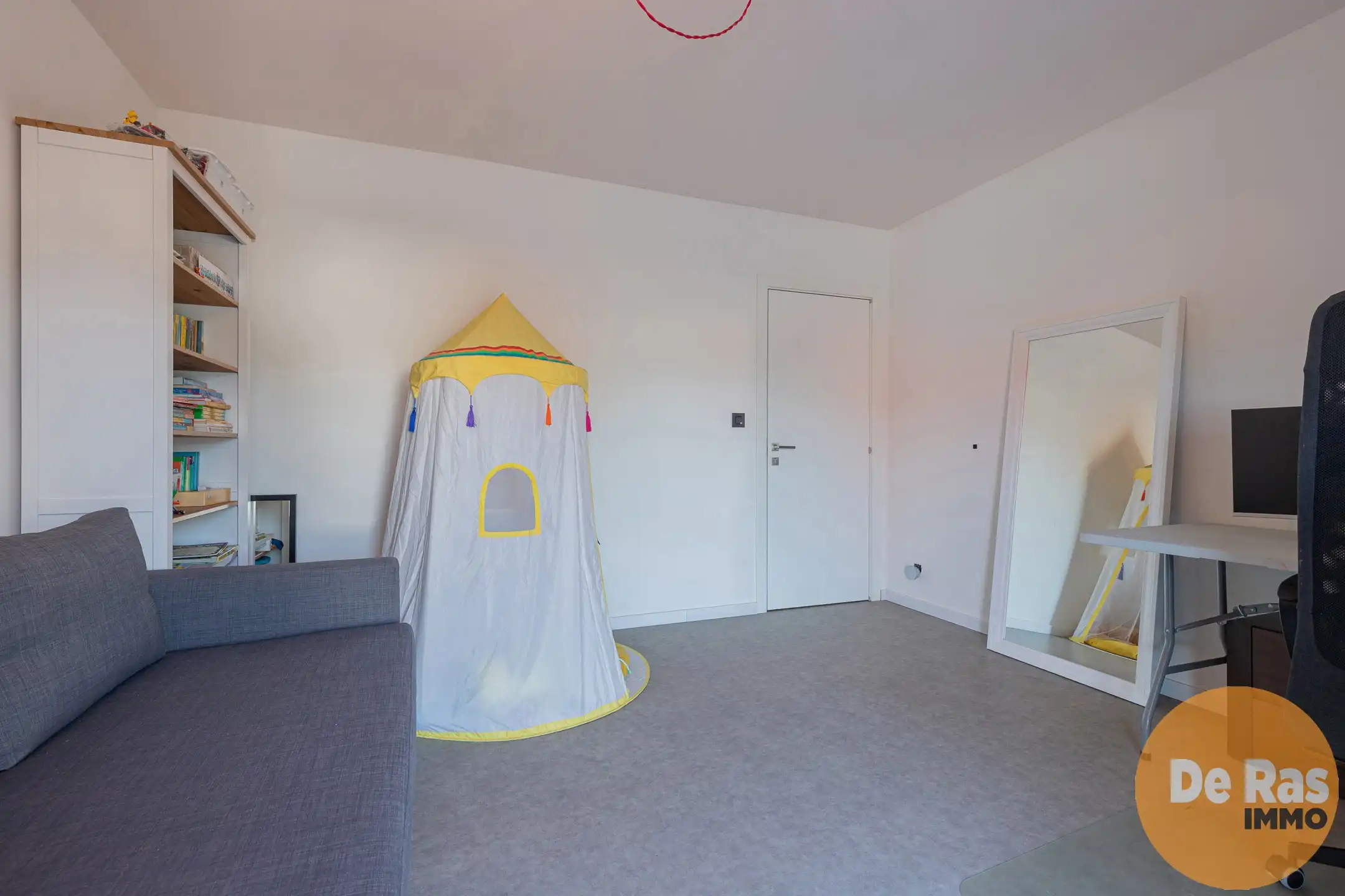 ERPE-MERE - Gerenoveerde halfopen woning met loods in Erpe foto 14