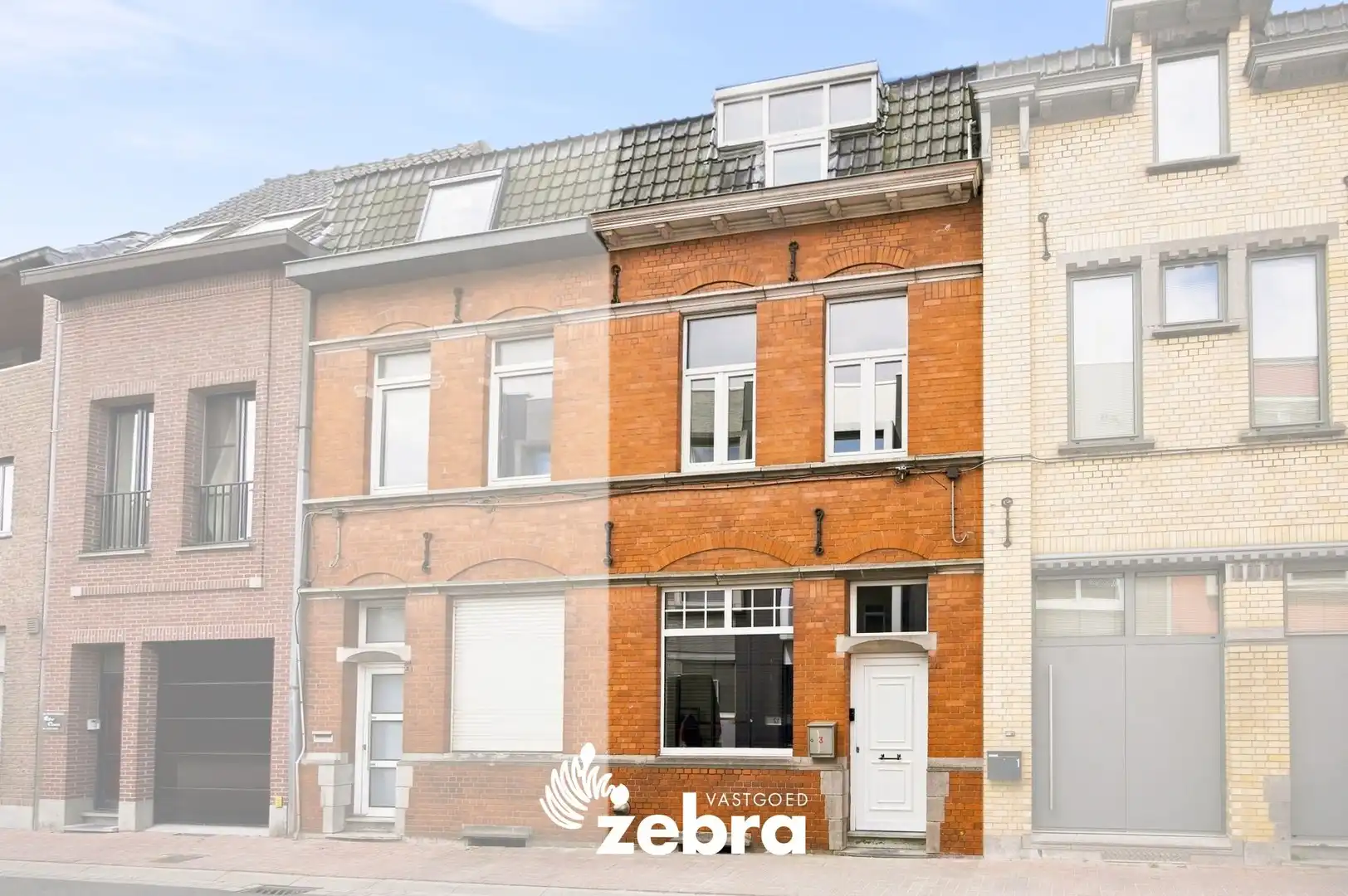 Gerenoveerde woning met stadskoer in centrum Tielt! foto 2